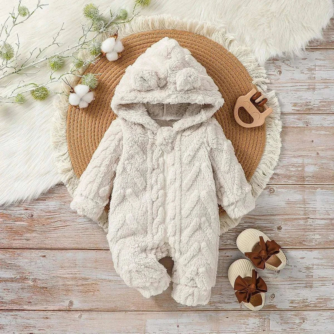 Baby boys winter plush hoodie jumpsuit with full sleeves and zipper for warmth and style