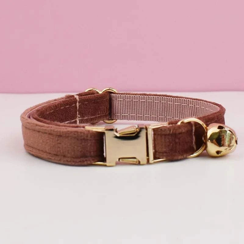 Stylish Adjustable Cat Collar with Bowknot Engraveable Pet Safety Feature for Choking Prevention Comfortable Fit for Cats